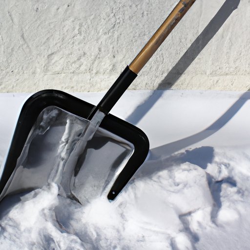 The Benefits of Using an Aluminum Snow Shovel