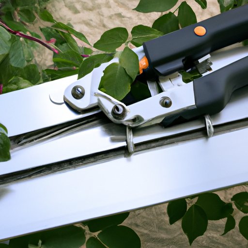 The Best Tools for Trimming Aluminum Gutters